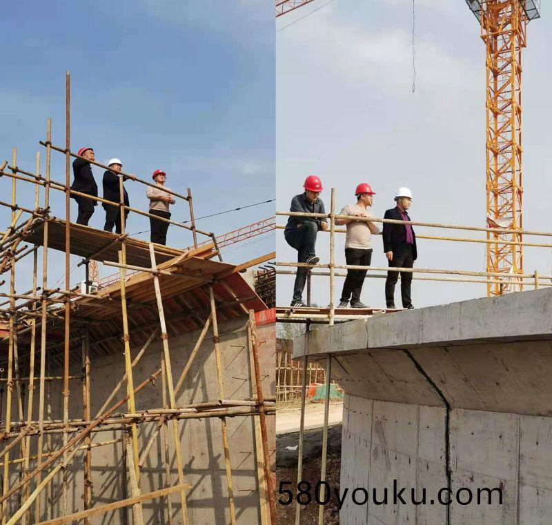 公(gong)司領(ling)導視詧(cha)永城(cheng)市第(di)七汚水處(chu)理(li)廠(chang)工(gong)程(cheng)進度