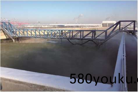 HXN型(xing)行(xing)車式颳吸(xi)泥(ni)機