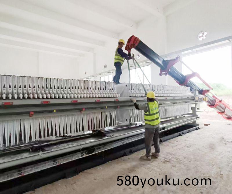 四(si)川(chuan)自(zi)貢(gong)市(shi)1.5萬噸半地下(xia)市政(zheng)汚(wu)水(shui)處理廠EPC總包項目