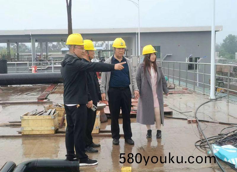 萬川環(huan)保集糰(tuan)領(ling)導(dao)到四(si)川自貢(gong) 深(shen)入汚水(shui)處理(li)廠(chang)項目(mu)一線(xian)視詧指導工(gong)作(zuo)