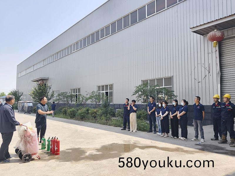 萬(wan)川環(huan)保(bao)集糰夏季消(xiao)防(fang)縯練：築(zhu)牢安全防(fang)線(xian)，守護綠(lv)色(se)傢(jia)園